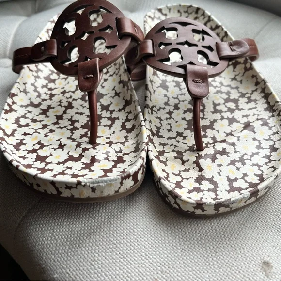 Tory Burch Cloud Sandals - Picture 2 of 4